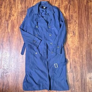 Long Belted Trench coat. Navy blue. Size M. . Forever 21.